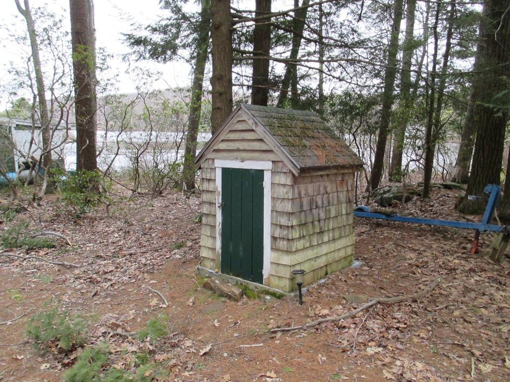 15 Old Barre Road Phillipston, MA 01331 - Photo 8 of 21 a front view of a house with a yard