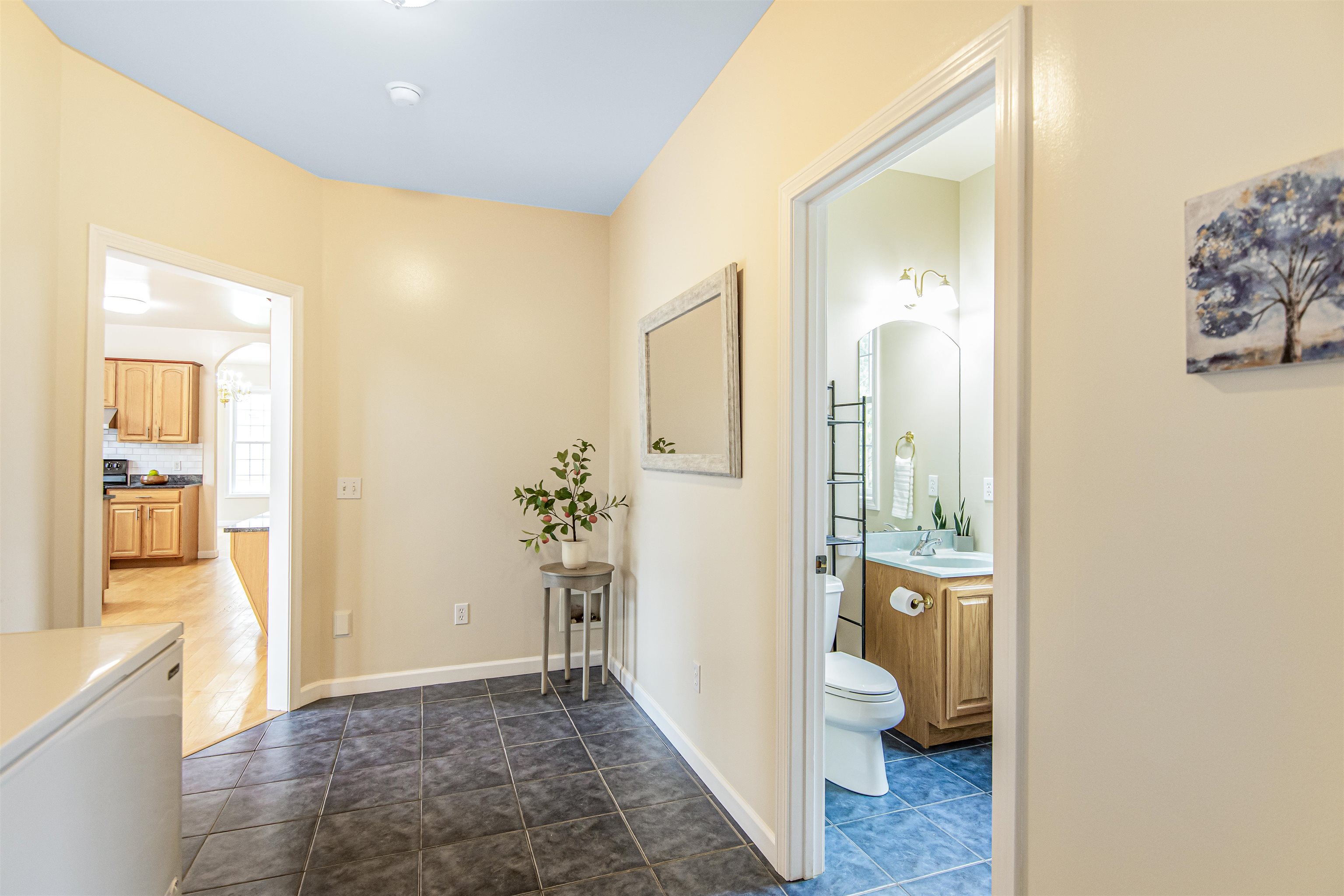 202 Raven Circle Williston, VT 05495 - Photo 15 of 40