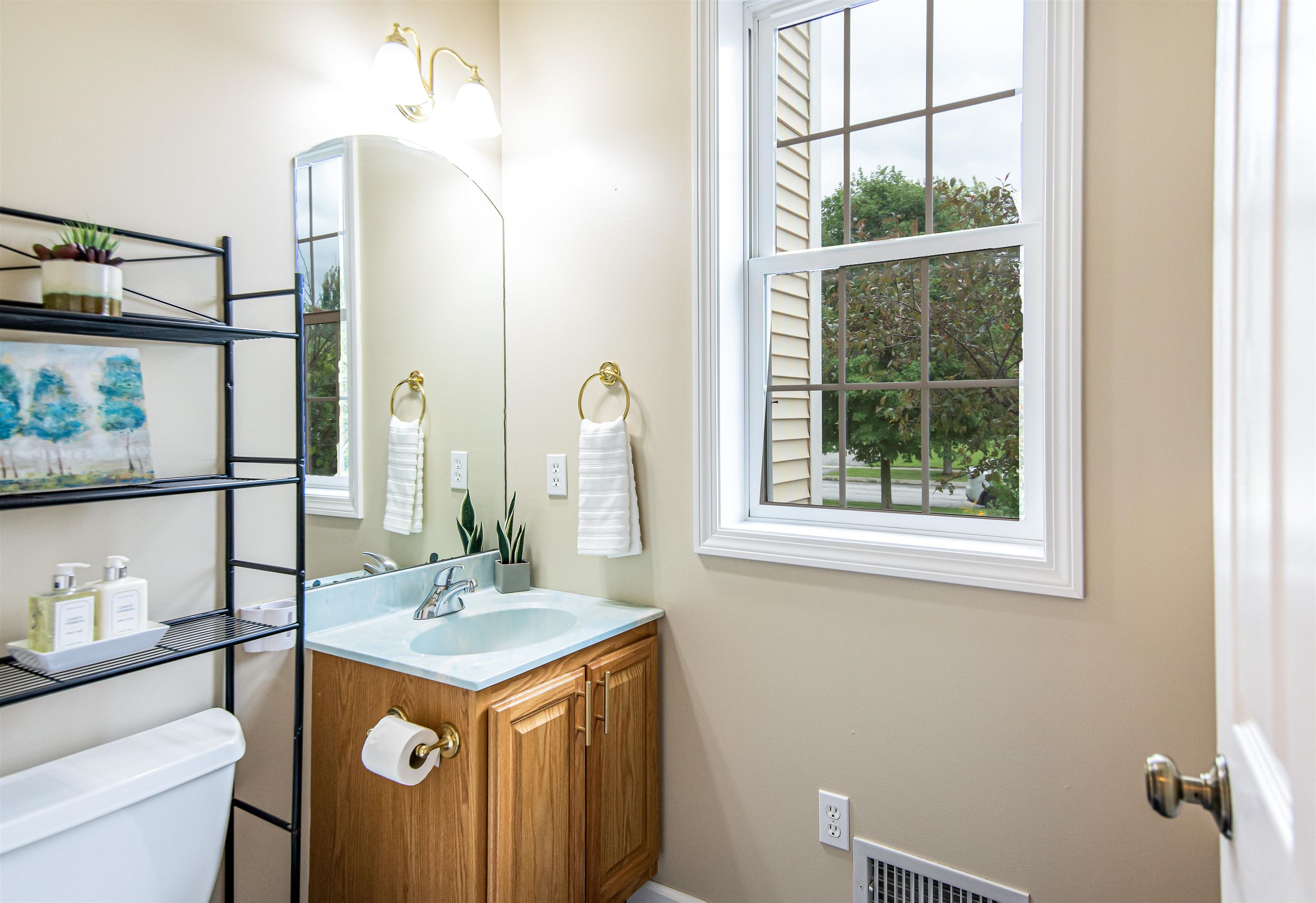 202 Raven Circle Williston, VT 05495 - Photo 16 of 40