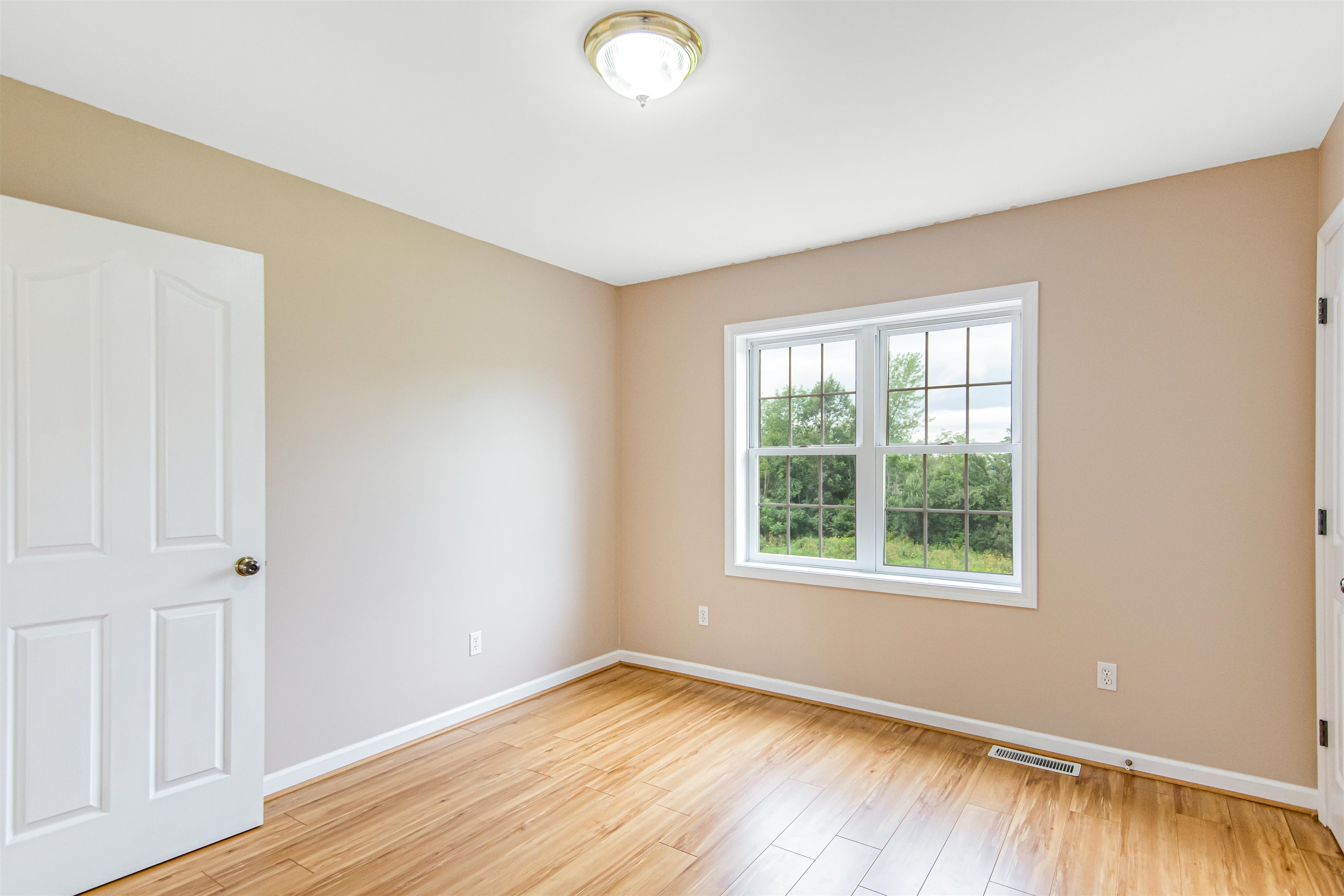 202 Raven Circle Williston, VT 05495 - Photo 25 of 40