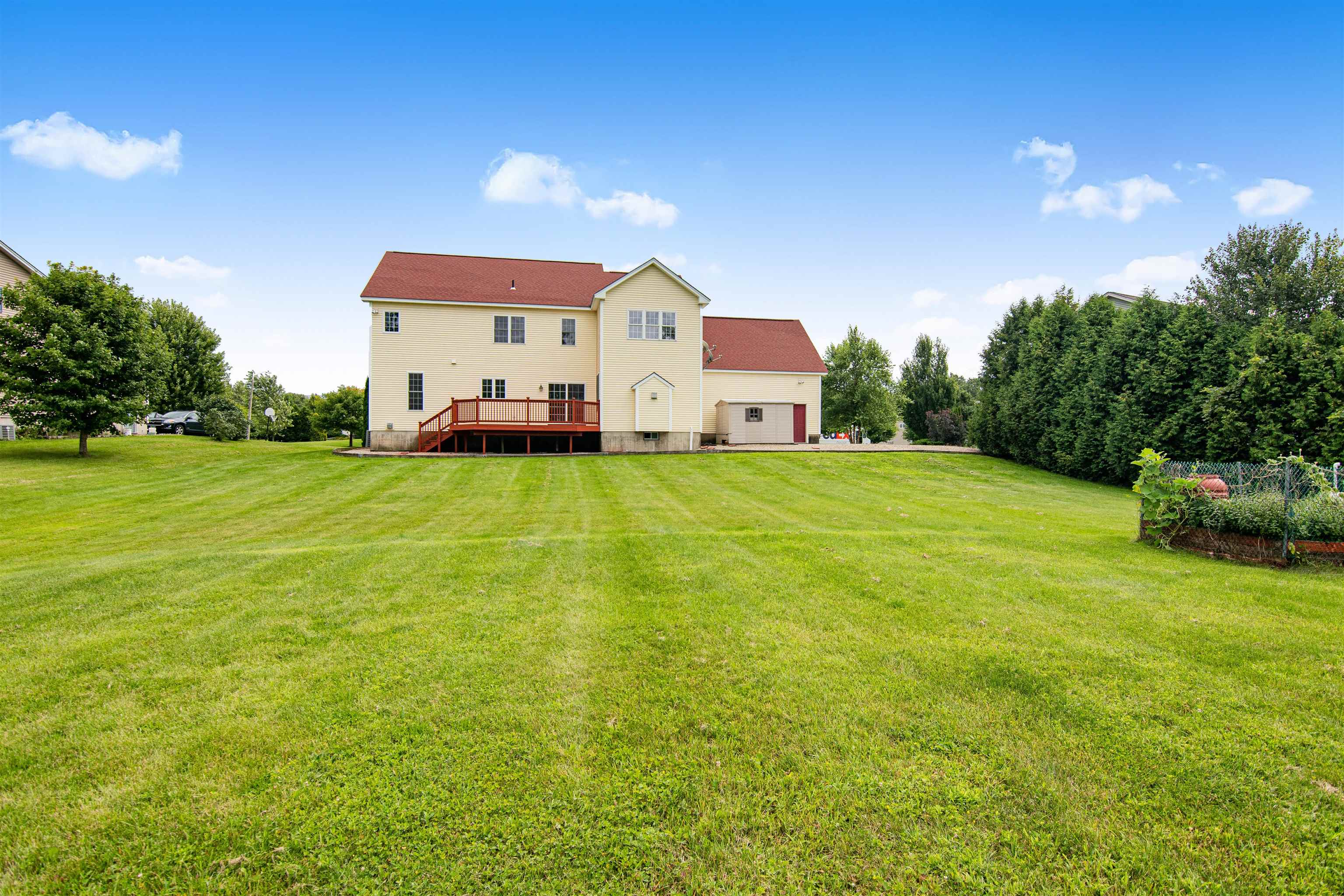 202 Raven Circle Williston, VT 05495 - Photo 32 of 40