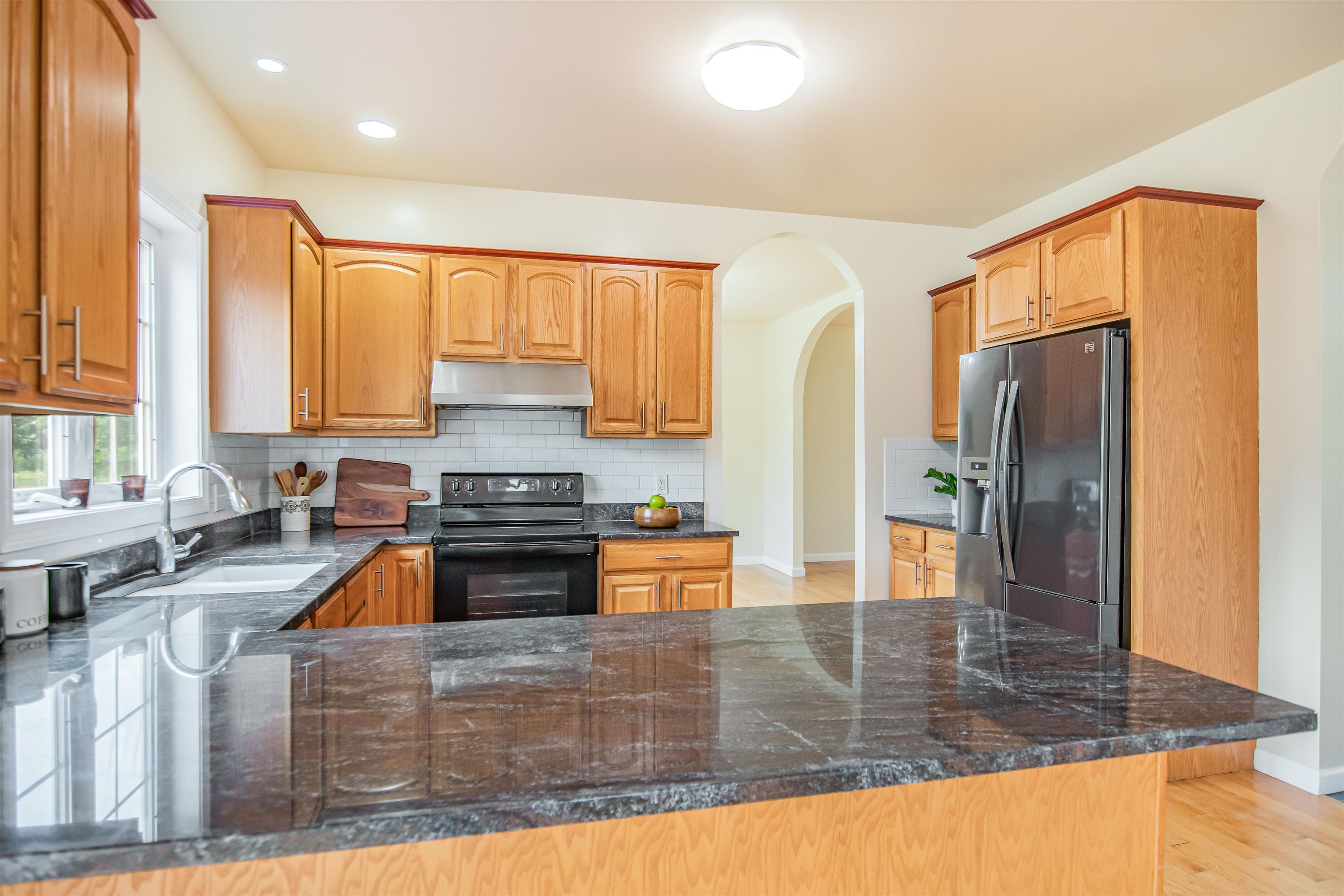 202 Raven Circle Williston, VT 05495 - Photo 6 of 40