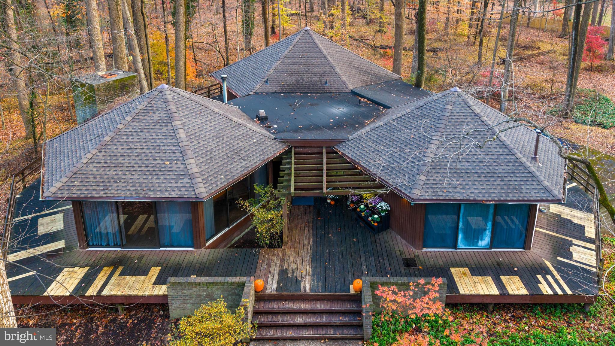 2707 Caves Road Owings Mills, MD 21117 - Photo 2 of 30 a front view of a house with a garden