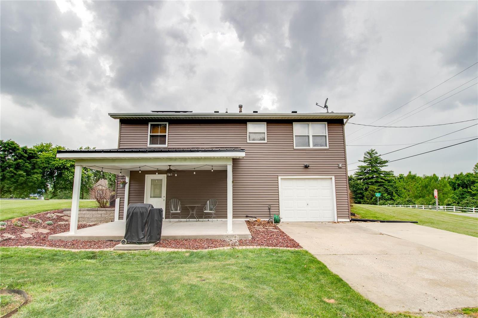 2903 3rd Street Alton, IL 62002 - Photo 26 of 33