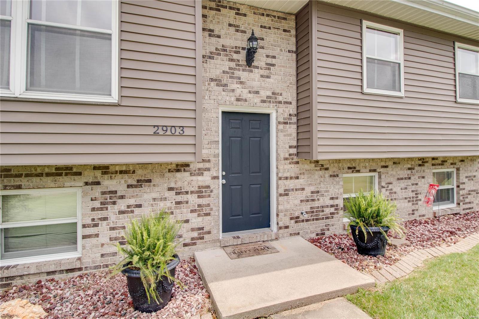 2903 3rd Street Alton, IL 62002 - Photo 4 of 33
