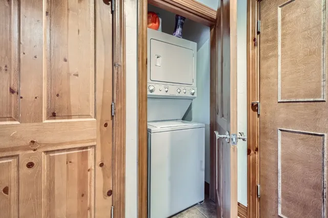 a view of washer and dryer