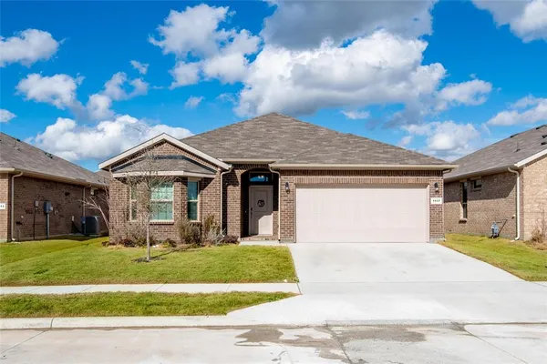 $2,600 | 1117 Croxley Way, Fort Worth, TX 76247