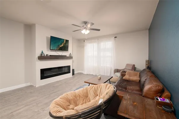 $2,600 | 1117 Croxley Way, Fort Worth, TX 76247