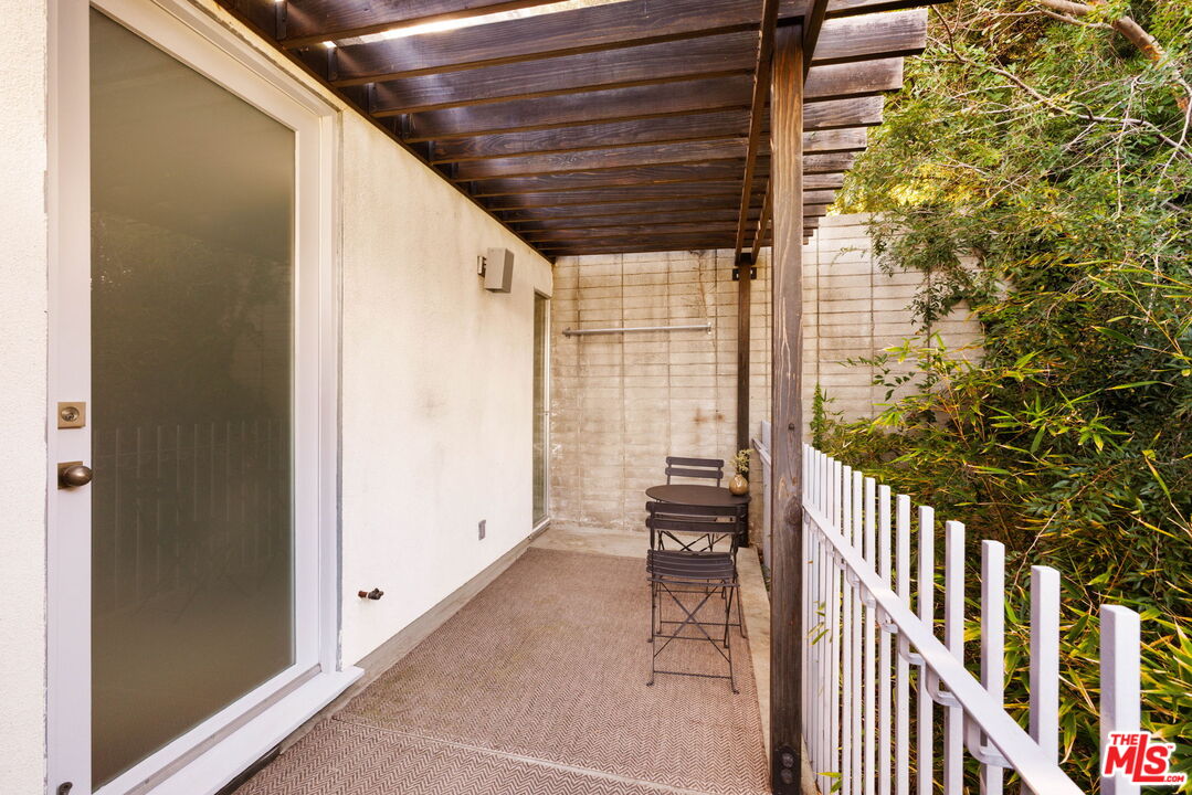 1290 Rancheros Road Pasadena, CA 91103 - Photo 32 of 72
