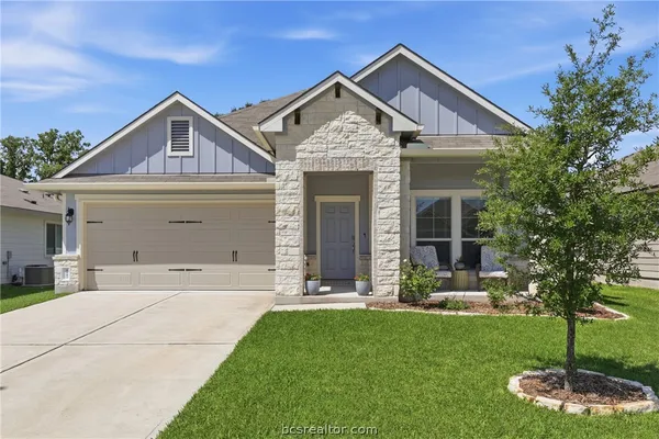 $299,000 | 1943 Thorndyke Lane, Bryan, TX 77807