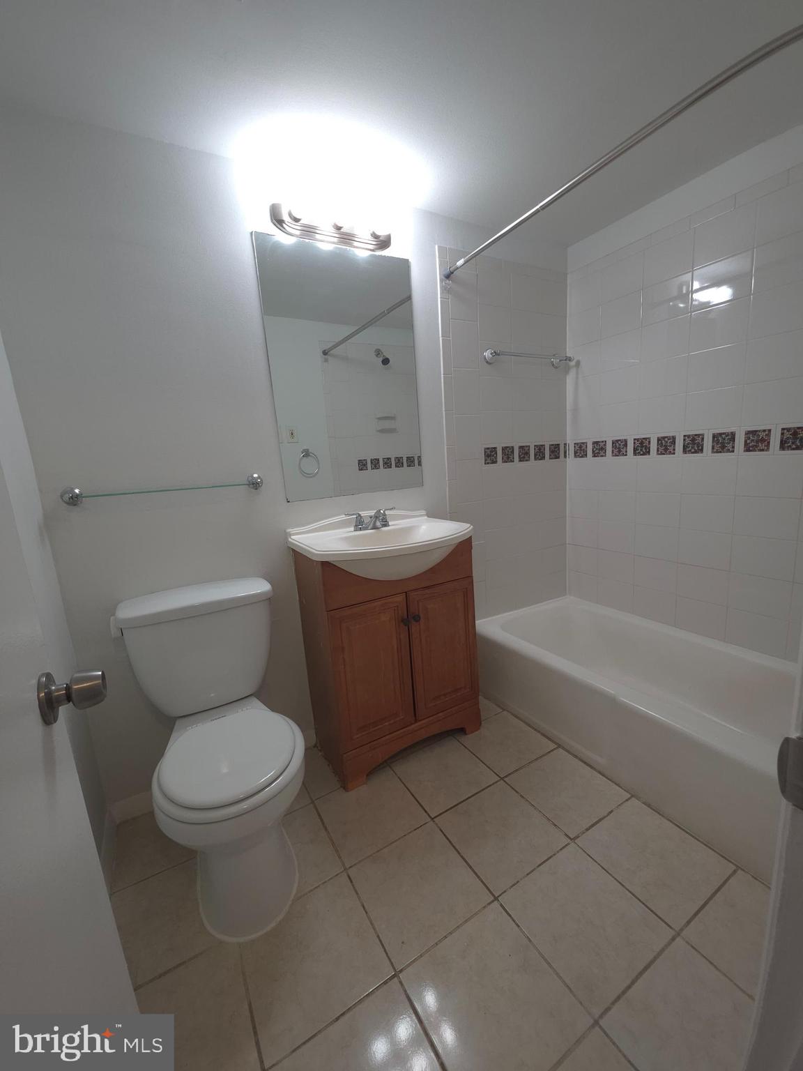 3815 Swann Road, Unit 101 Suitland, MD 20746 - Photo 2 of 6