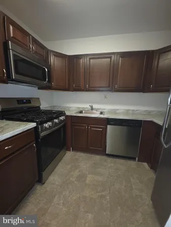 $1,700 | 3815 Swann Road, Unit 101, Suitland, MD 20746