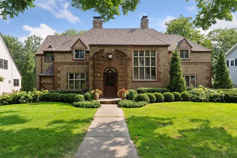 $1,695,000 | 4831 Sheridan Avenue South, Minneapolis, MN 55410