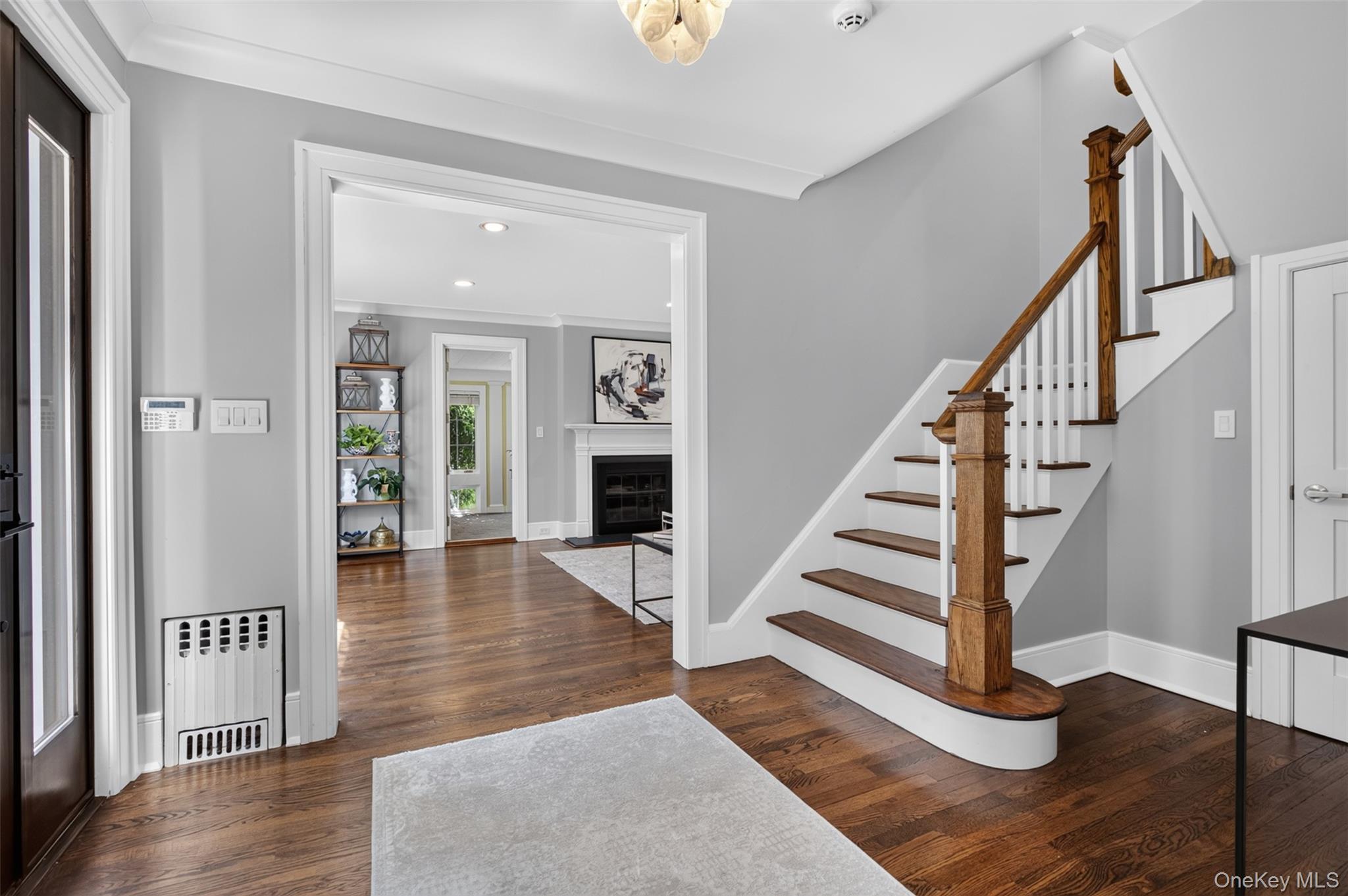 12 Drake Road Scarsdale, NY 10583 - Photo 3 of 43