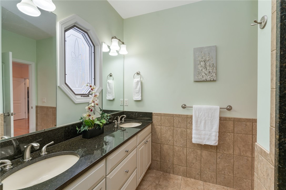 6 Leighas Lane Coventry, RI 02816 - Photo 26 of 49