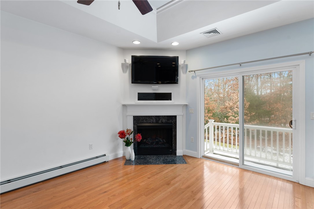 6 Leighas Lane Coventry, RI 02816 - Photo 9 of 49
