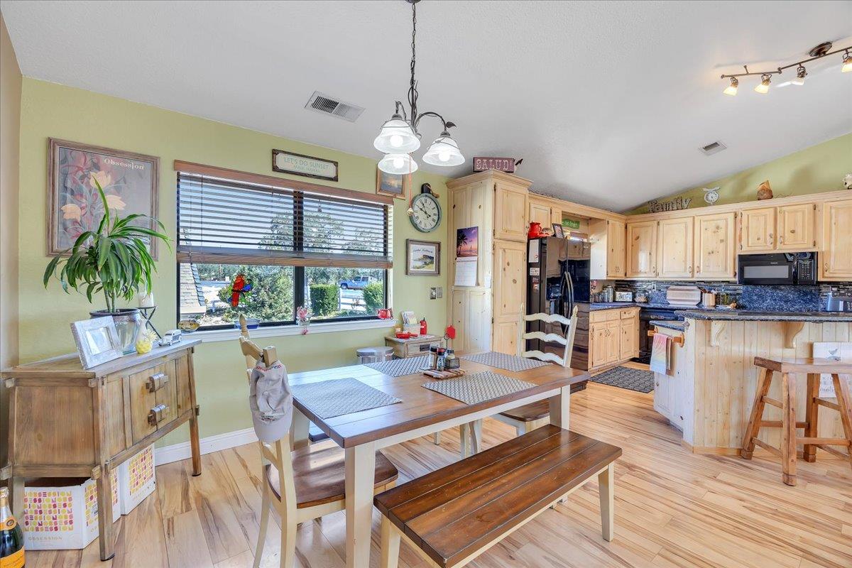 4248 Council Trail Copperopolis, CA 95228 - Photo 41 of 93