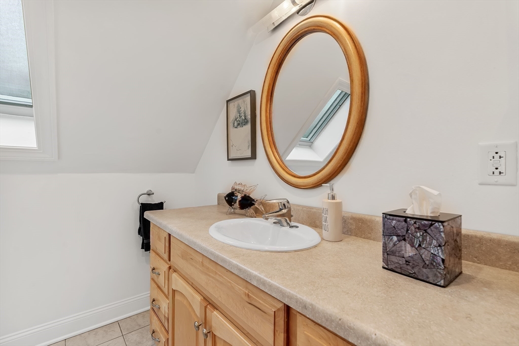 233 Rice Road Wayland, MA 01778 - Photo 30 of 38