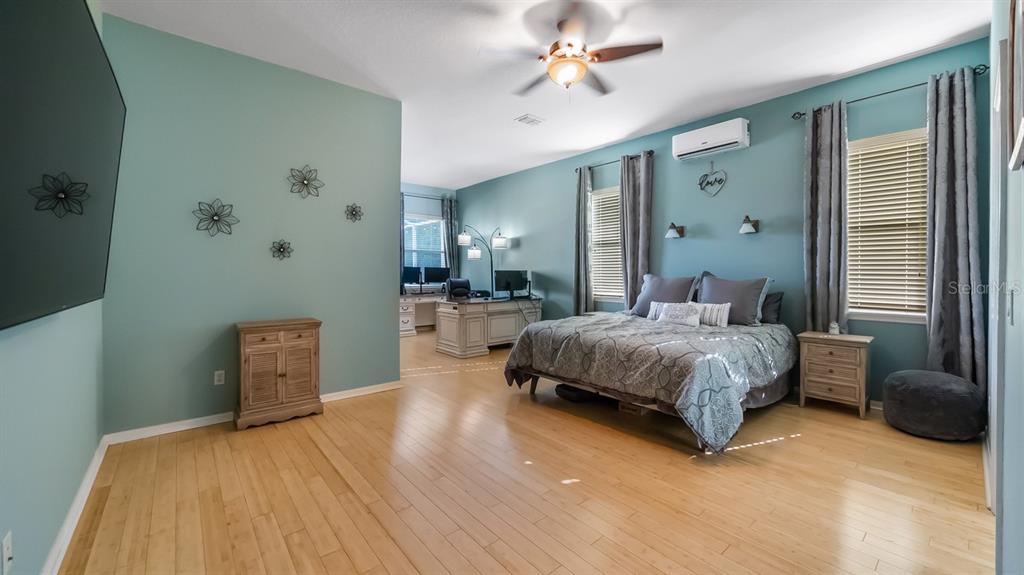 7351 Spring Mountain Lane Yalaha, FL 34797 - Photo 24 of 61