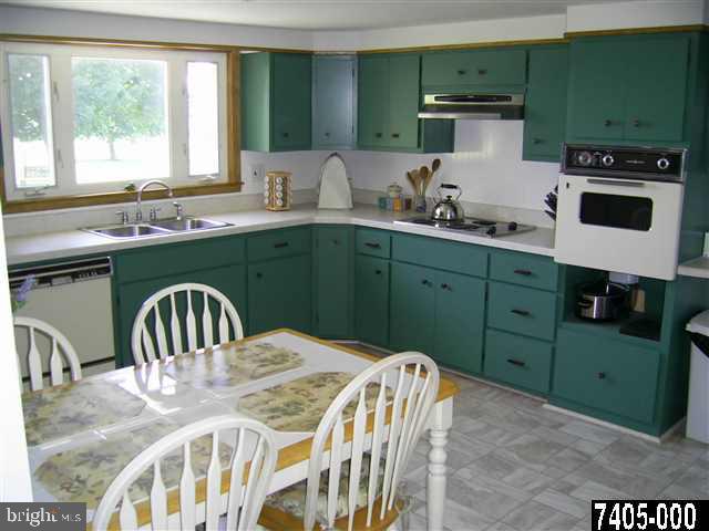 2954 Delta Road Airville, PA 17302 - Photo 9 of 25 Gallery Image 9