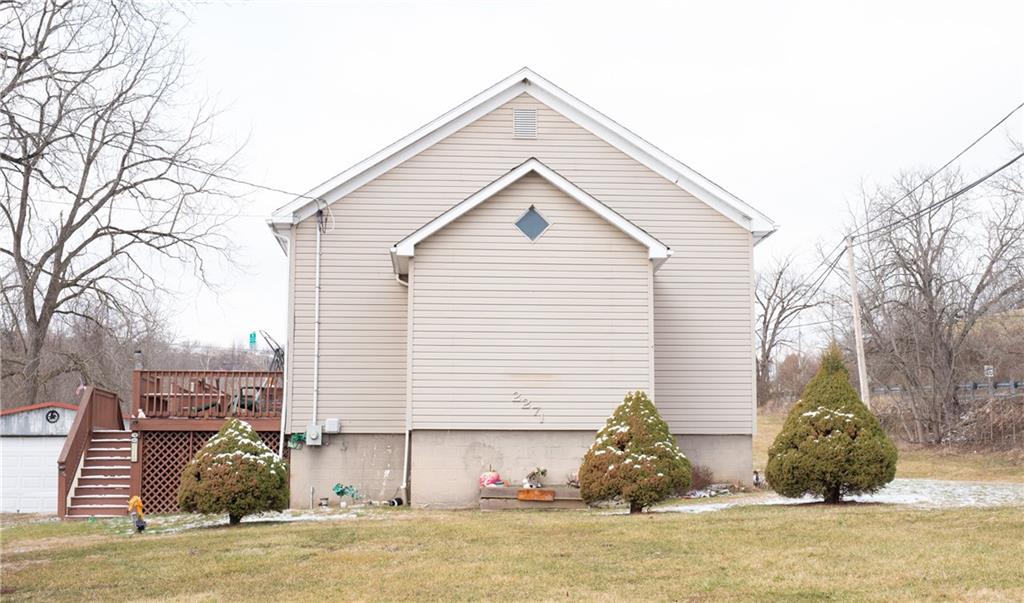 2271 Garards Fort Road Waynesburg, PA 15370 - Photo 41 of 42 a backyard of a house