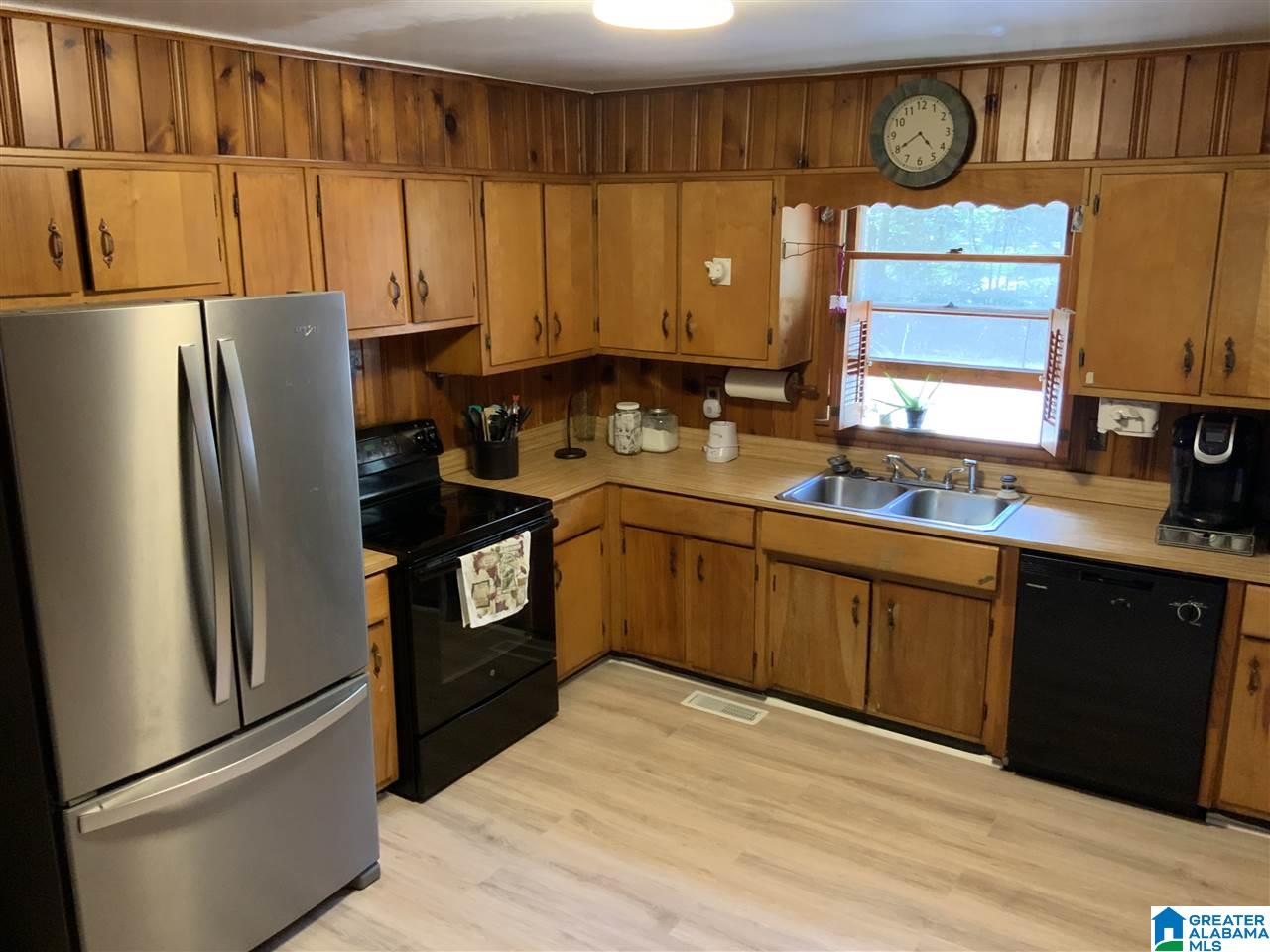 139 Winston Court Bessemer, AL 35023 - Photo 4 of 18