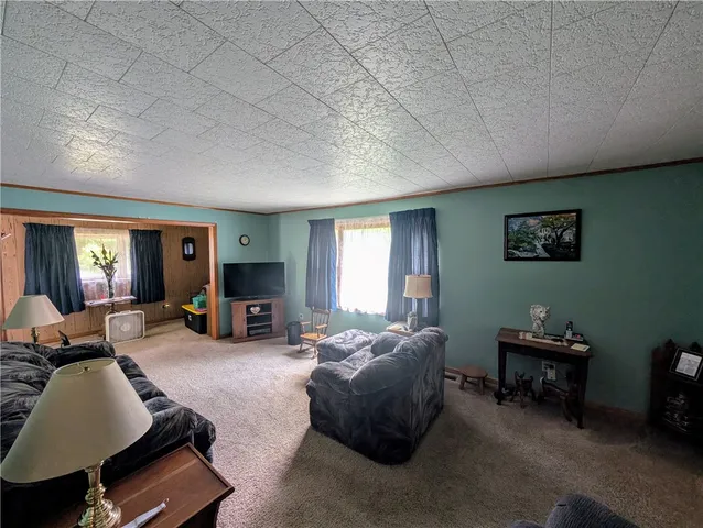 $250,000 | 33 T511, Lewis Run, PA 16738