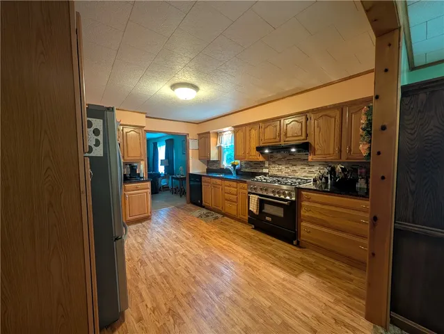 $250,000 | 33 T511, Lewis Run, PA 16738