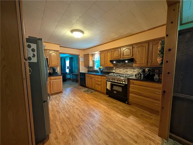 $250,000 | 33 T511, Lewis Run, PA 16738