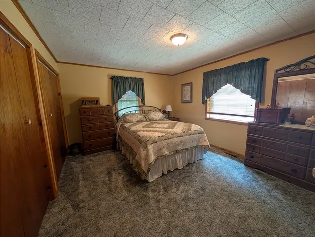 $250,000 | 33 T511, Lewis Run, PA 16738