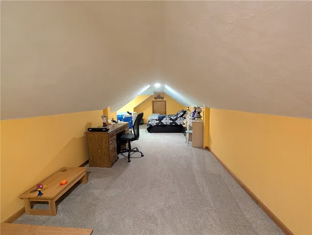 $250,000 | 33 T511, Lewis Run, PA 16738