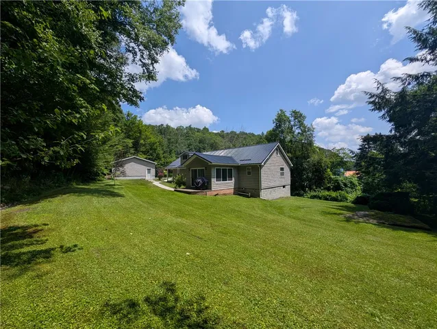 $250,000 | 33 T511, Lewis Run, PA 16738