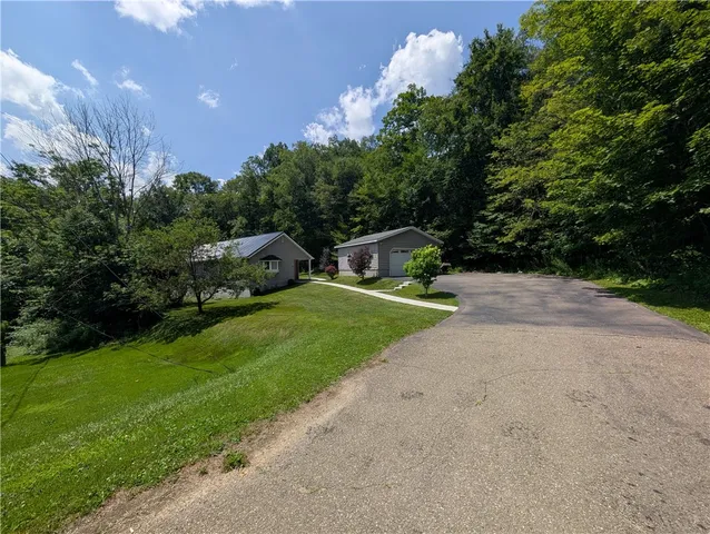 $250,000 | 33 T511, Lewis Run, PA 16738