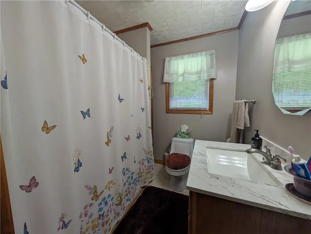 $250,000 | 33 T511, Lewis Run, PA 16738