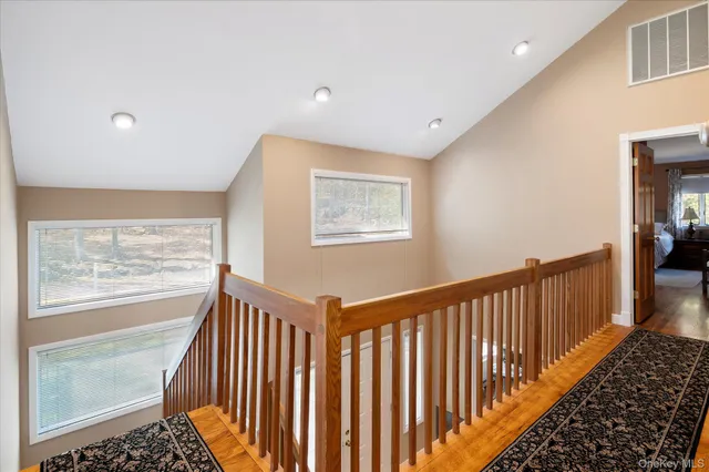 $850,000 | 7 Dayton Drive, Somers, NY 10541