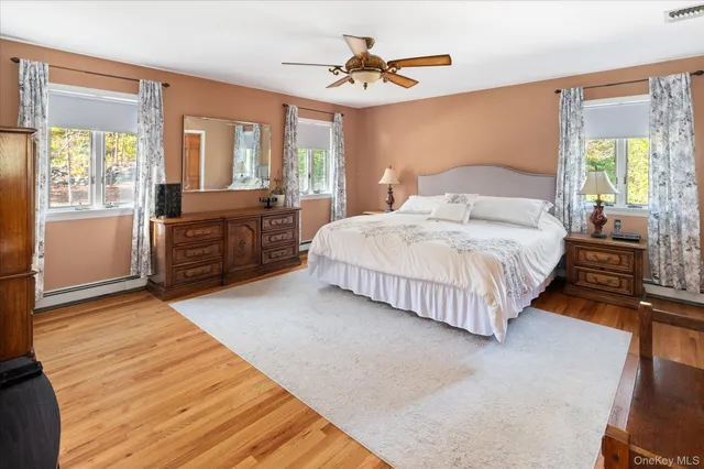 $850,000 | 7 Dayton Drive, Somers, NY 10541