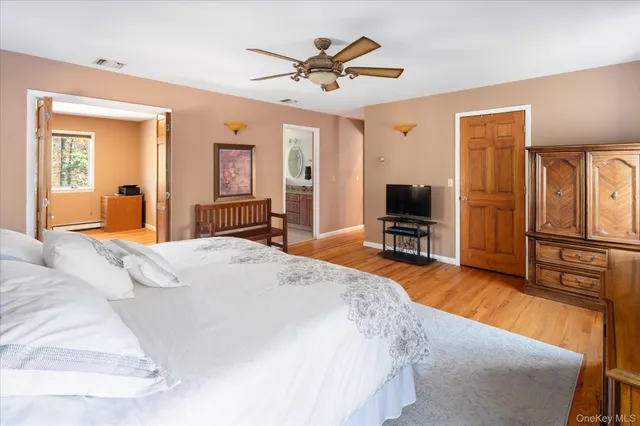 $850,000 | 7 Dayton Drive, Somers, NY 10541