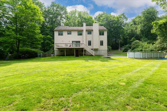 $850,000 | 7 Dayton Drive, Somers, NY 10541