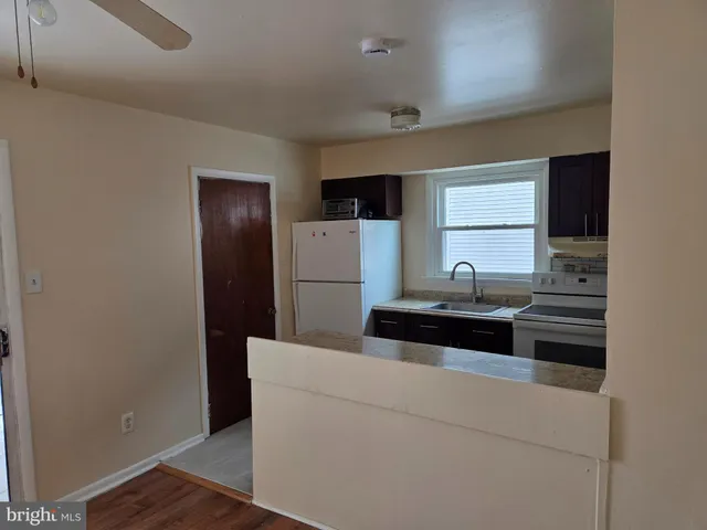 $1,600 | 15 West Plumstead Avenue, Lansdowne, PA 19050