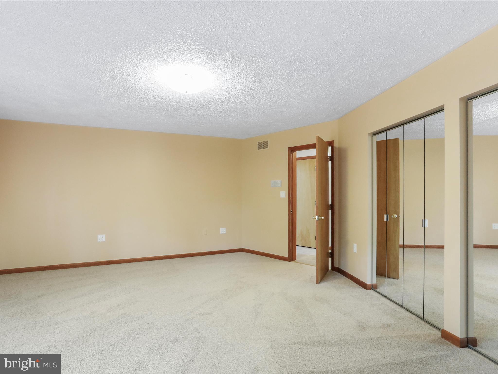 11035 Bennie Duncan Road Frederick, MD 21701 - Photo 14 of 81 Gallery Image 14