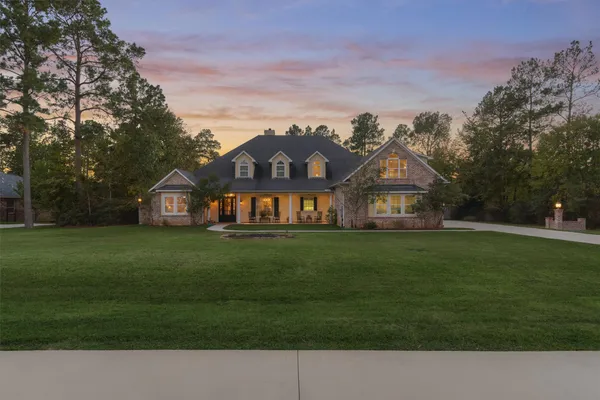 $1,100,000 | 11778 Grand Harbor Boulevard, Montgomery, TX 77356