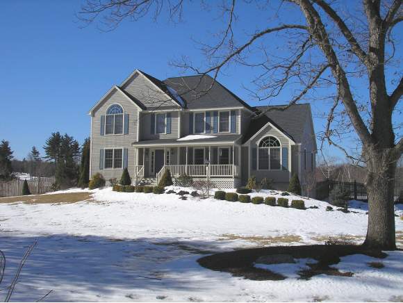 31 Londonderry Road Windham, NH 03087 - Photo 1 of 1