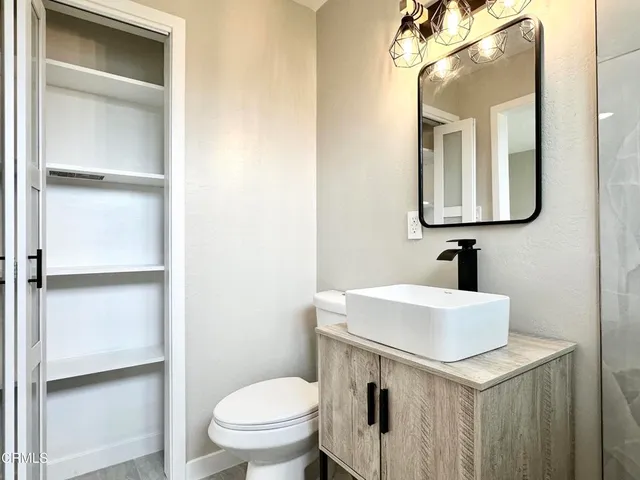 $848,000 | 445 Mara Avenue, Ventura, CA 93004