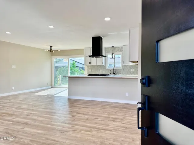 $848,000 | 445 Mara Avenue, Ventura, CA 93004