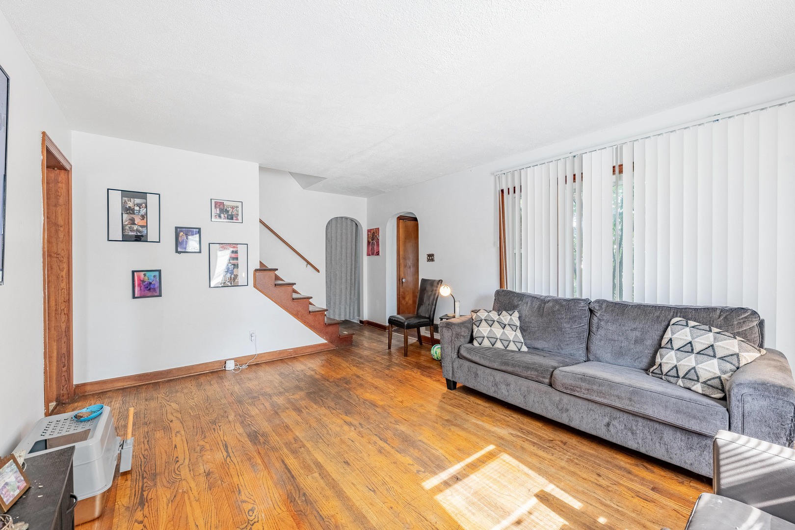 2910 138th Place Burnham, IL 60633 - Photo 13 of 35