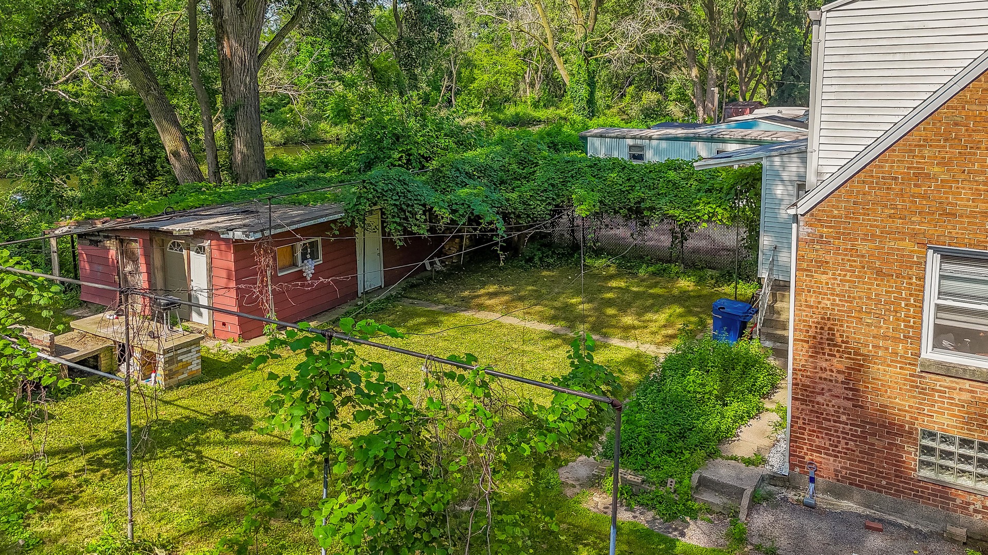 2910 138th Place Burnham, IL 60633 - Photo 6 of 35