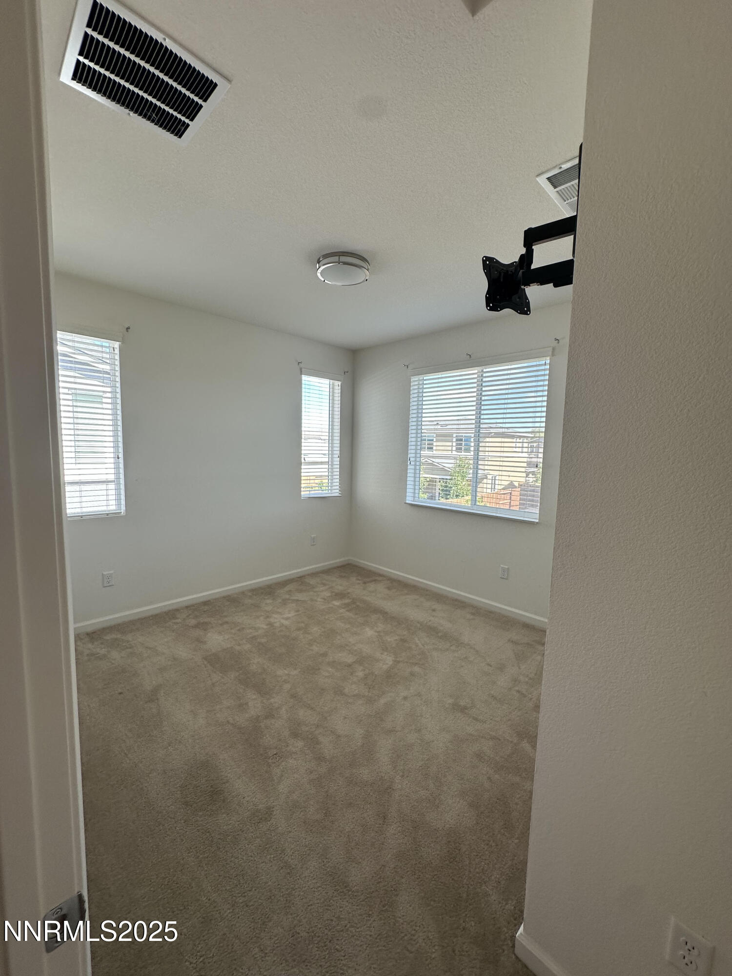 2248 Musselshell Drive Sparks, NV 89436 - Photo 11 of 26 10