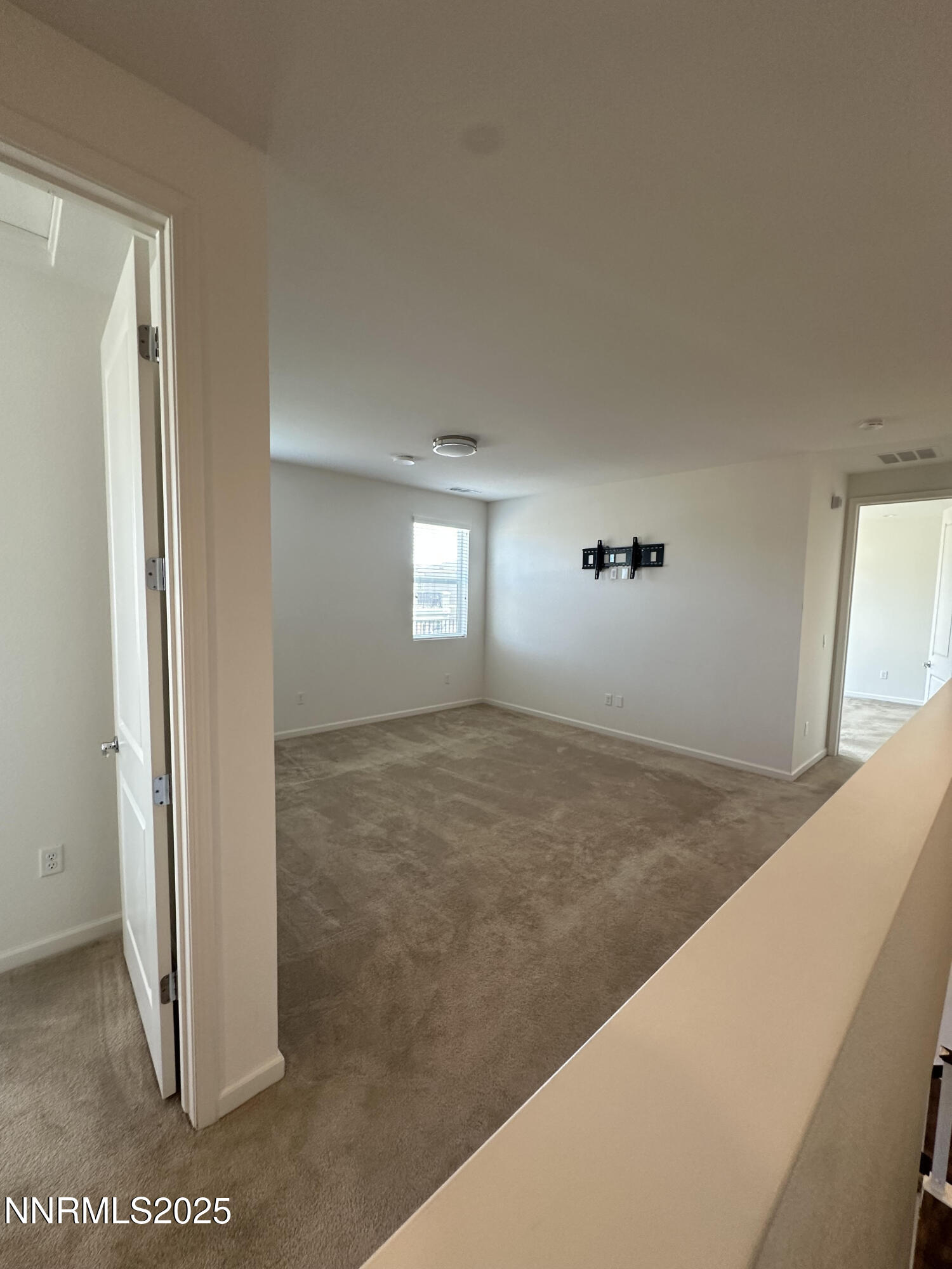 2248 Musselshell Drive Sparks, NV 89436 - Photo 10 of 26 9