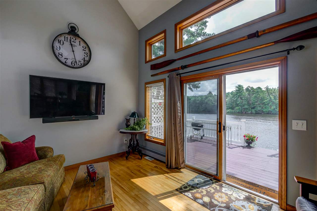 91 West Riverbank Road Manchester, NH 03102 - Photo 11 of 40