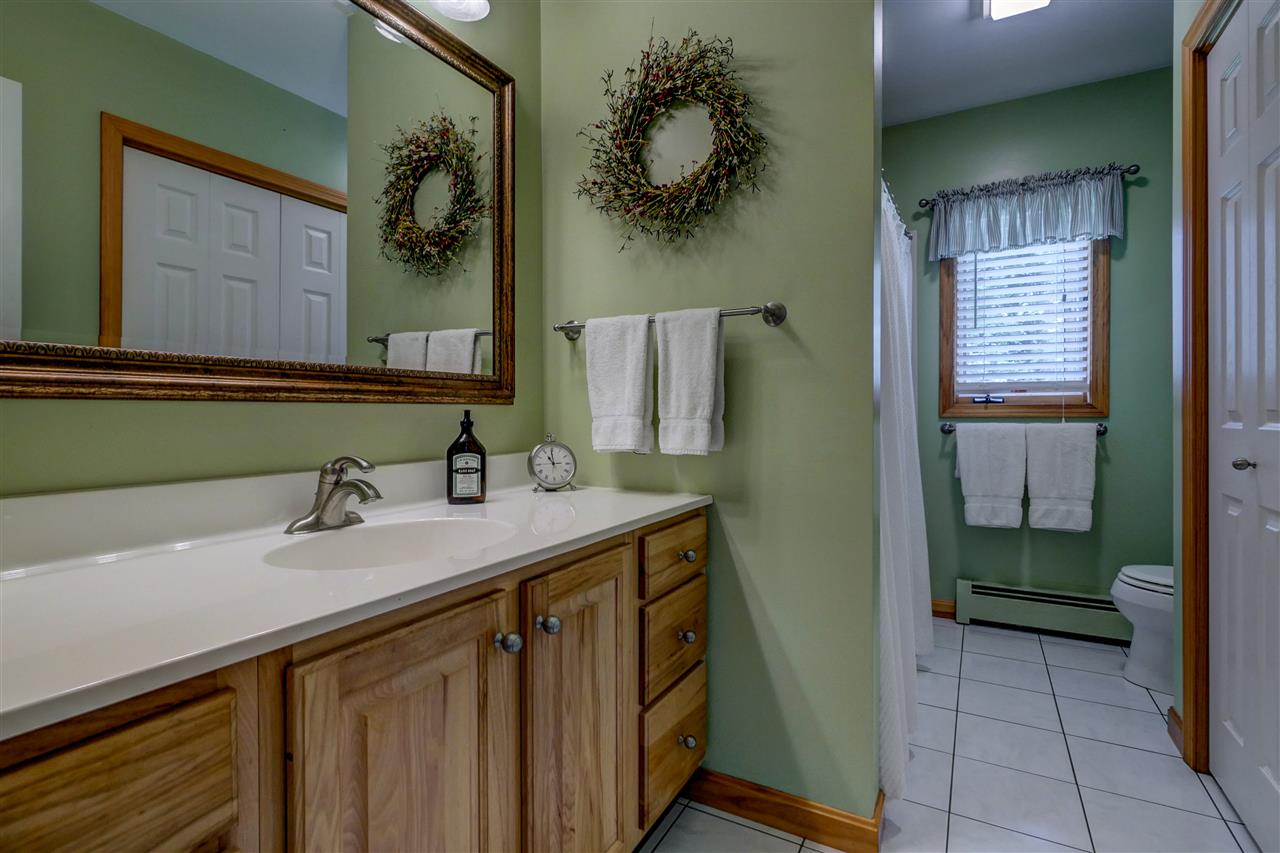 91 West Riverbank Road Manchester, NH 03102 - Photo 18 of 40